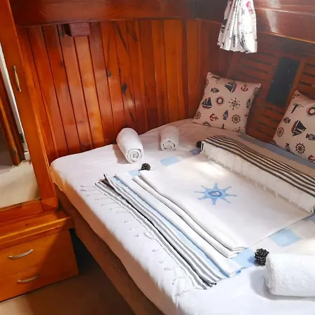 Botel Ide Yacht Blue Voyage Marmaris